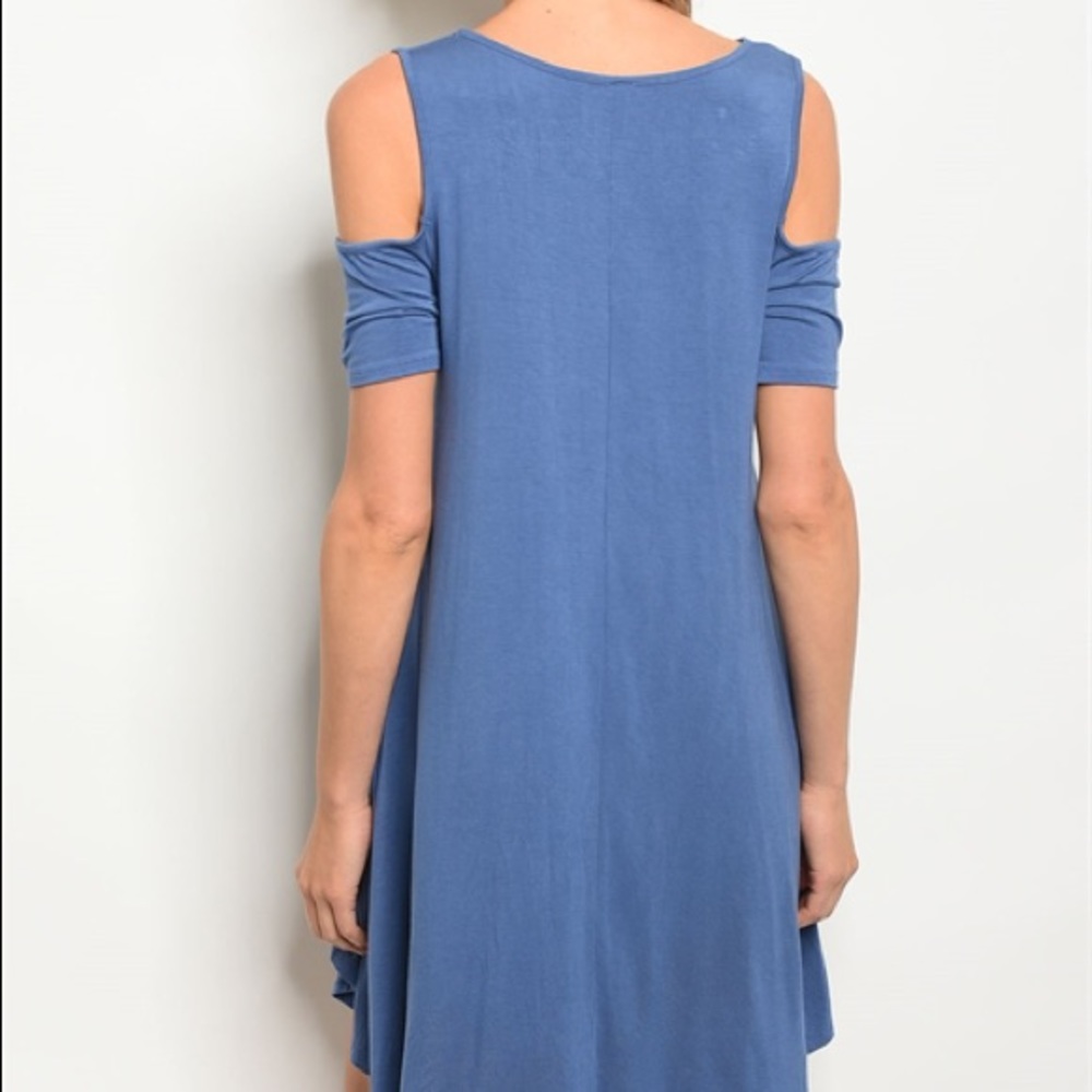 💕 Cold Shoulder Dress with Pockets - Picture 3 of 6